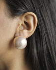Oversized Pearls 25mm