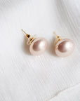 Pearl Studs